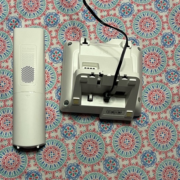 VTech Cordless Phone with Base Rose Gold & White NIB - Picture 3 of 5